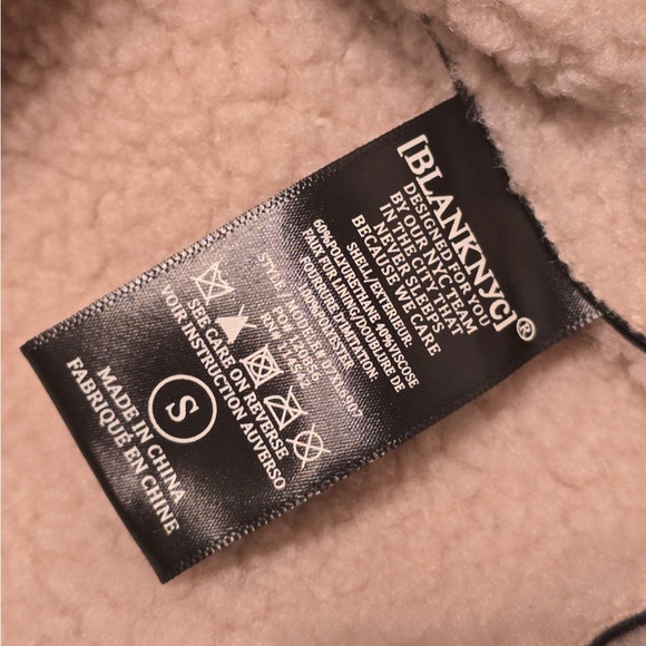 Blank NYC Flying Squad Black and Cream Faux Leather Moto- Small NWT - Picture 3 of 5